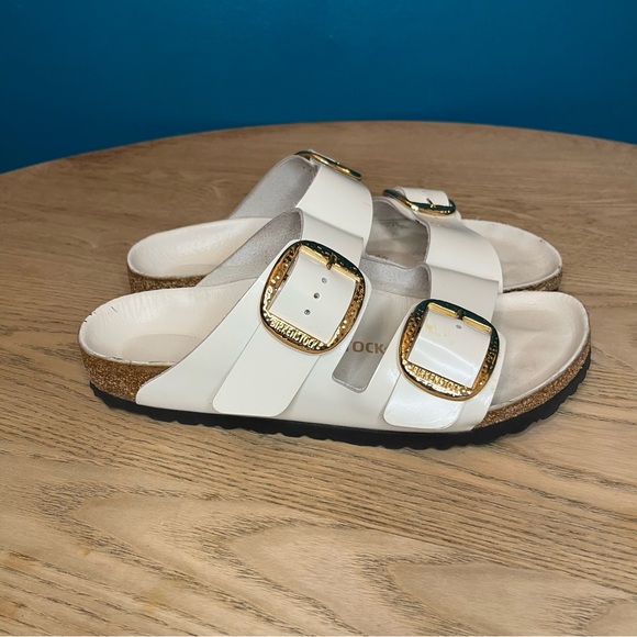 Birkenstock Arizona Big Buckle High Shine Sandals Ivory Patent Leather Size 39/8 - Picture 3 of 10